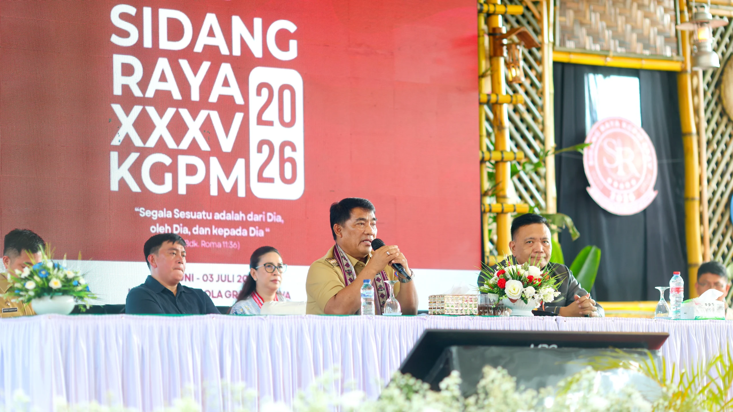 Gubernur Sulawesi Utara, Mayjen TNI (Purn) Yulius Selvanus, saat memberikan sambutan dalam Pembukaan Sidang Raya XXXV KGPM di Kiawa Resort, Kabupaten Minahasa, Selasa (30/6/2026). (Foto: Dok. Pemprov Sulut)