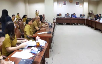 Rapat pembahasan Rancangan Peraturan Daerah (Ranperda) tentang Penyelenggaraan Perizinan Berusaha di DPRD Sulut. (Foto: Istimewa)