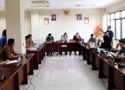 Sinergi Komisi III DPRD Sulut dan PLN bahas strategi penguatan sistem kelistrikan dan percepatan listrik di pulau-pulau kecil Sulawesi Utara. (Foto: Istimewa)