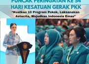 Ketua TP-PKK Sulut, Ny. Anik Yulius Selvanus (kanan), menyimak dengan seksama arahan dari Pembina TP-PKK Pusat, Selvi Ananda Gibran Rakabuming (kiri), dalam Puncak Peringatan HKG PKK ke-54 di Hotel Claro, Makassar, Sabtu (11/7/2026). (Foto: Dok. Istimewa)