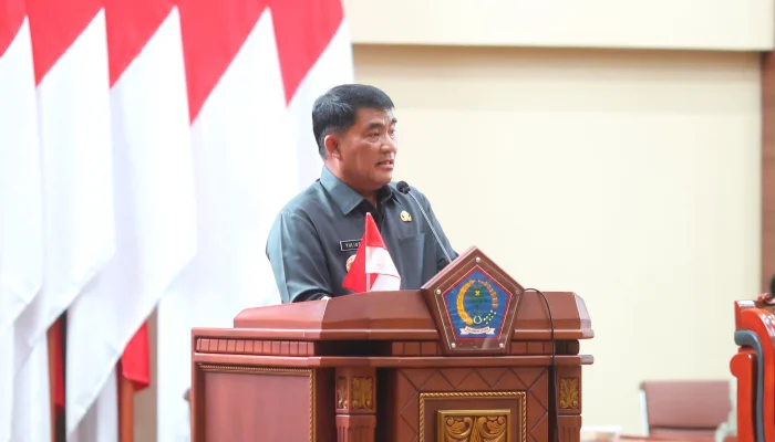 Paripurna DPRD Sulut: Gubernur Yulius Tegaskan Komitmen Tata Kelola Fiskal dan Proteksi Kesehatan Warga
