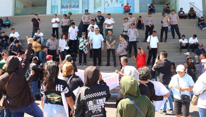 Terancam Tergusur Proyek Militer, Warga Makawidey Bitung Mengadu ke DPRD Sulut