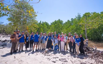 Delegasi Uni Eropa di hutan mangrove Kabupaten Minahasa Utara, Sulawesi Utara. (Foto: Istimewa)