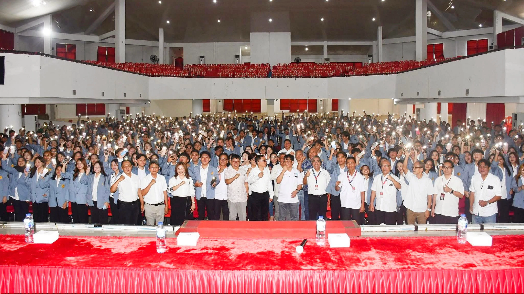 Rektor Unsrat Prof. Oktovian Sompie secara resmi melepas peserta KKT Angkatan 148 di Manado, Sulawesi Utara, Senin (13/7/2026). (Foto: Istimewa)