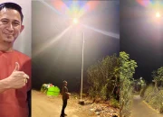 Terang Benderang: Suasana salah satu titik Penerangan Jalan Umum (PJU) yang telah terpasang di Kelurahan Manembo-nembo Atas (kiri) dan Kelurahan Sagerat Weru Satu (kanan), Kecamatan Matuari, Kota Bitung. Pemasangan PJU ini dilakukan untuk meningkatkan kenyamanan dan keamanan aktivitas warga di malam hari. (Gambar kiri) tokoh masyarakat Yoseph Youce Sumuruk. (Foto: Ridho L Tobing)