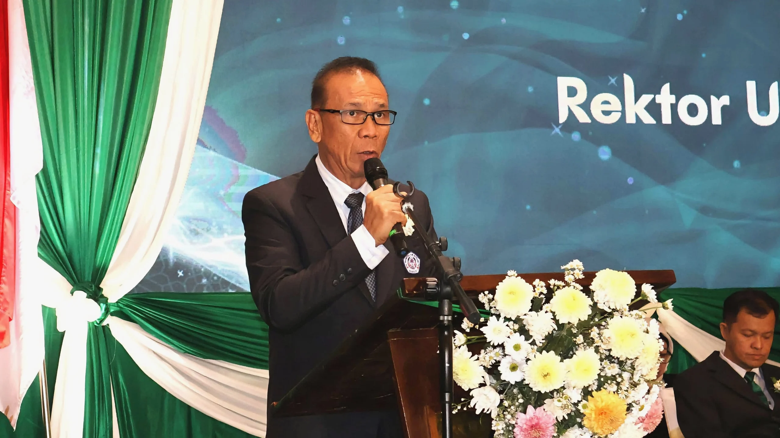 Wakil Rektor I Unsrat, Prof. Ir. Arthur G. Pinaria, MP., Ph.D. (Foto: Istimewa)