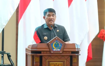 Gubernur Sulut Yulius Selvanus memaparkan arah kebijakan dan penyesuaian postur Perubahan APBD 2026 di hadapan pimpinan dan anggota DPRD Sulawesi Utara, Senin (24/8/2026). (Foto: Istimewa)