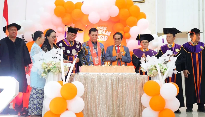 Tiga Prodi Raih Predikat Unggul Warnai Puncak Dies Natalis ke-62 FISIP UNSRAT