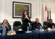 Felly Estelita Runtuwene (FER) ditetapkan sebagai Ketua DPW NasDem Sulut yang baru di NasDem Tower Manado, Sabtu (3/10). (Foto: Istimewa)