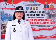 Penjabat Hukum Tua Desa Malola Cianly S Liando SPd MPd