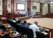 Rapat Paripurna tentang Ranperda Pemberdayaan Perempuan dan Perlindungan Anak (P3A). Inisiatif strategis lembaga legislatif tersebut disampaikan dalam Rapat Paripurna DPRD Sulut yang digelar di Ruang Rapat Paripurna DPRD Prov. Sulut, Senin (19/10/2026). (Foto: Istimewa)