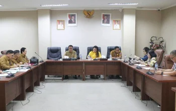Rapat kerja Bapemperda DPRD Sulut bersama TAPD Pemprov Sulut. (Foto: Istimewa)