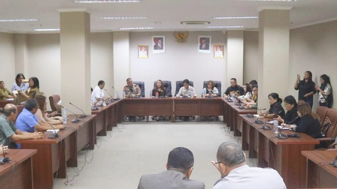 RDP lintas komisi DPRD Sulut soal antrean BBM di SPBU. (Foto: Istimewa)