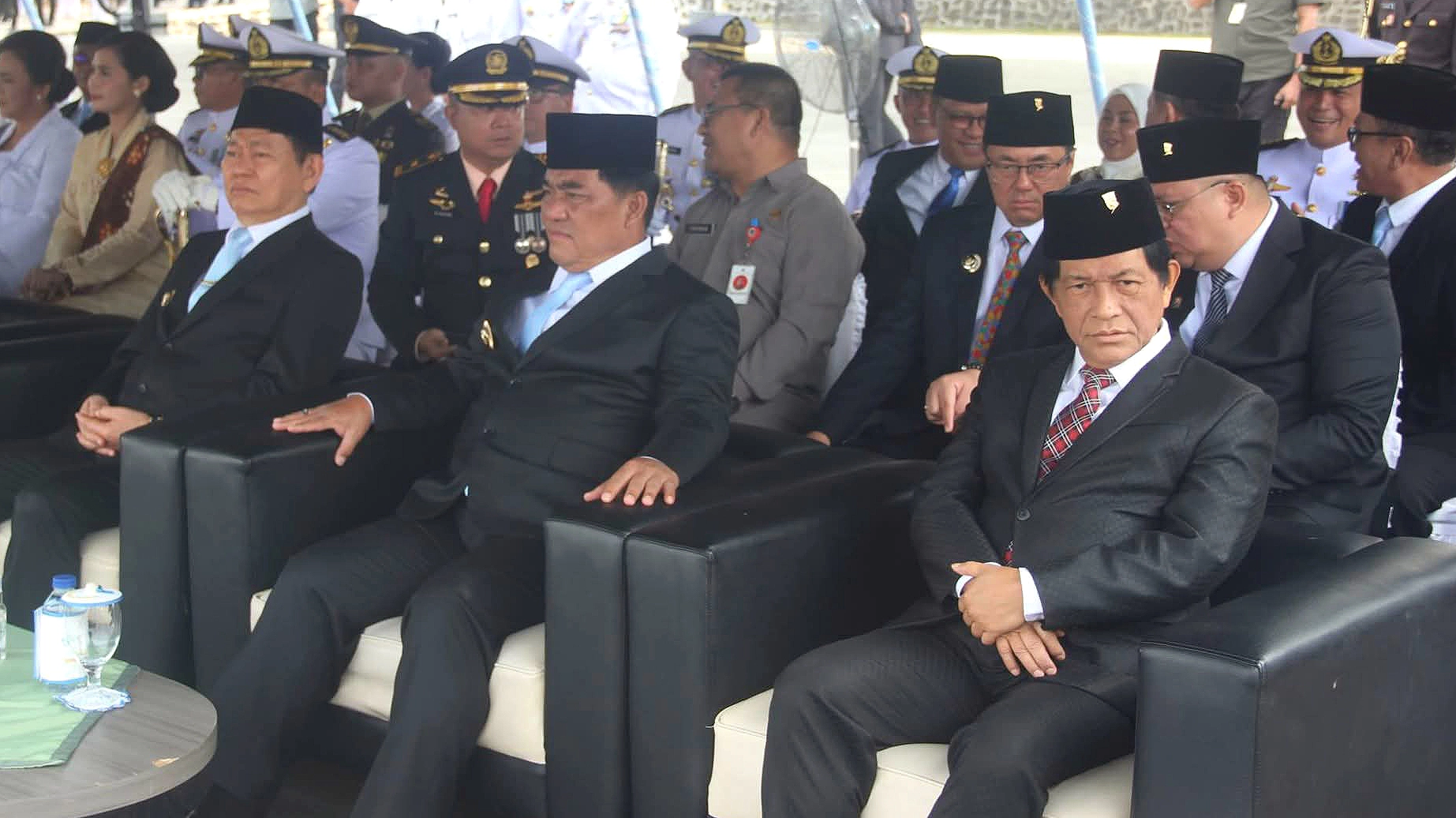 Ketua DPRD Sulut, dr. Fransiscus Andi Silangen, Sp.B.KBD, menghadiri upacara HUT ke-81 TNI, Senin (5/10/2026). (Foto: Istimewa)