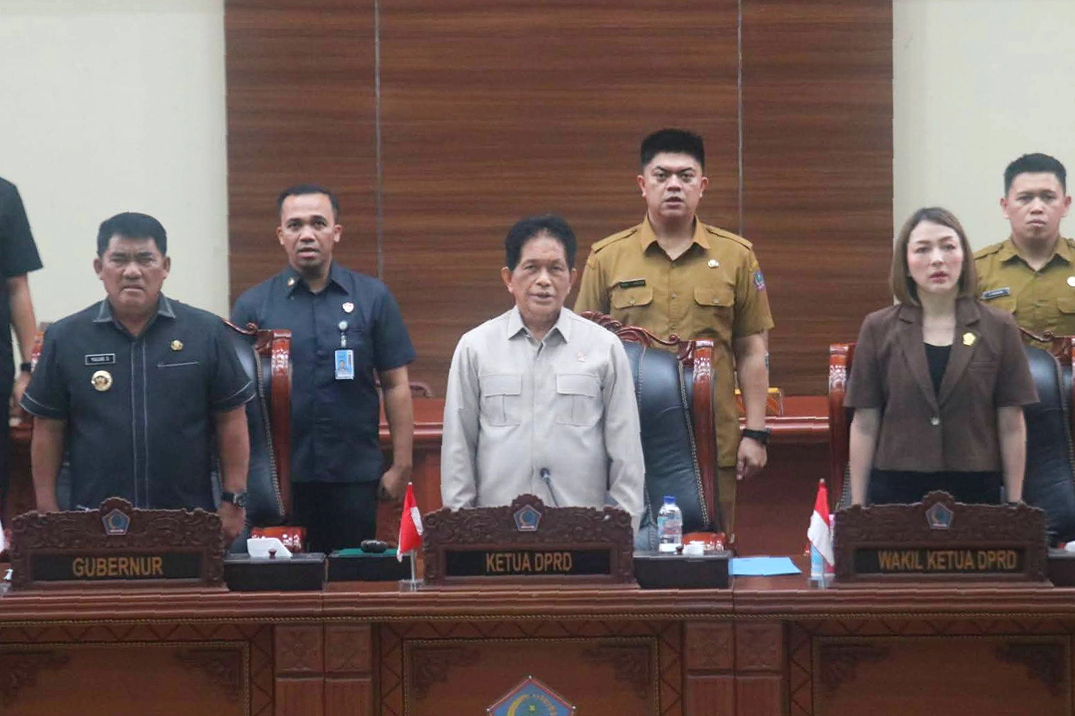 Rapat Paripurna DPRD Sulut. (Foto: Istimewa)