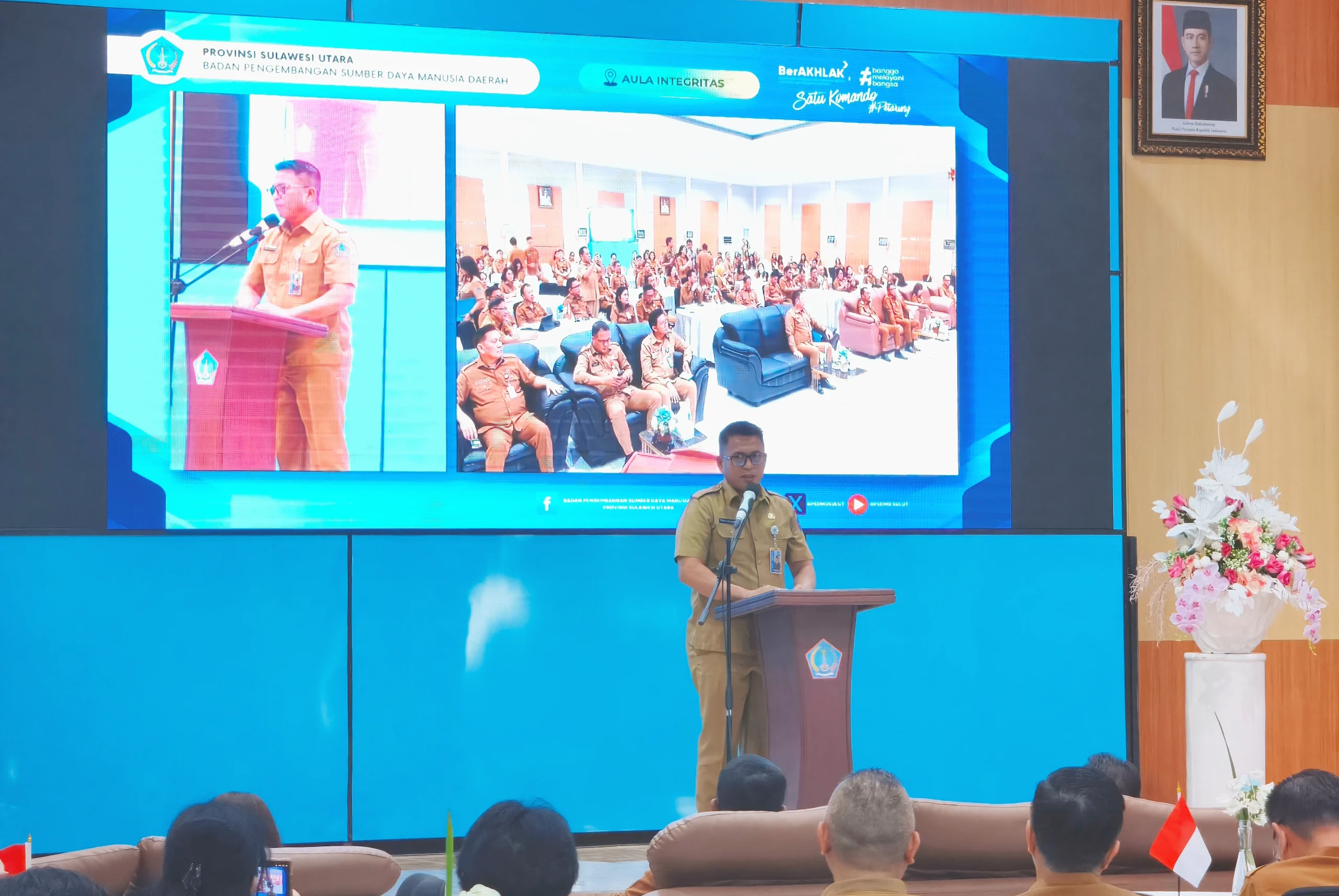 Sekprov Sulut Tahlis Gallang menegaskan pentingnya pemanfaatan teknologi digital untuk meningkatkan kompetensi ASN dalam Rakor Pengembangan Kompetensi ASN Tahun 2026. (Foto: Dok. Pemprov Sulut)