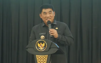 Gubernur Sulut Yulius Selvanus memberikan sambutan pada pelantikan DPC HNSI se-Sulawesi Utara di Manado, Rabu (28/10/2026). (Foto: Istimewa)
